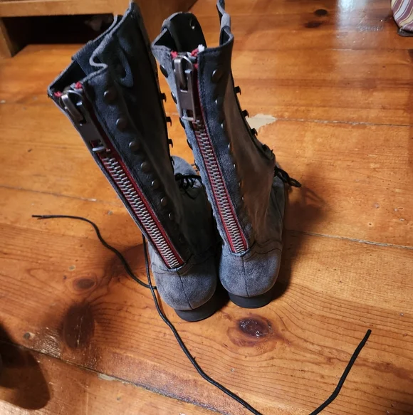 Madden Girl Gray Lace-Up Combat Boots - Picture 4 of 6